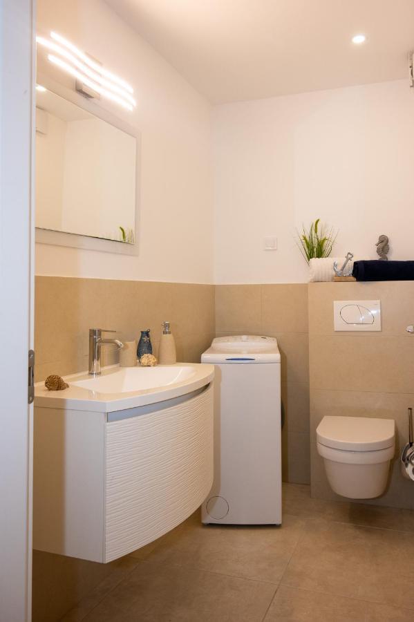 Paradise On The Beach Apartments Bibinje Luaran gambar